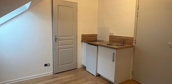 Appartement à louer - REIMS- HYPER CENTRE - Photo 2
