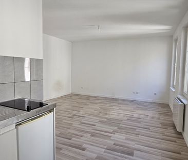 Location Appartement 1 pièce 28m² MULHOUSE 68100 - Photo 3
