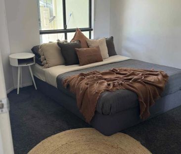 Furnished Family Home In Cannonvale for Rent - Photo 2