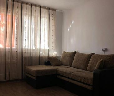De inchiriat garsoniera in zona Badea Cartan - Photo 1