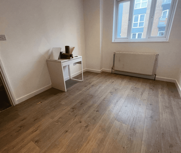 6 bedroom semi-detached house to rent - Photo 3 | Rentumo