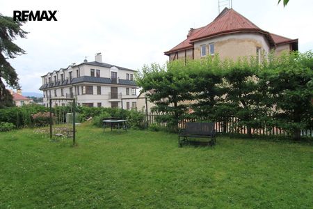 Pronájem bytu 4+kk v osobním vlastnictví 90 m², Karlovy Vary - Фото 4