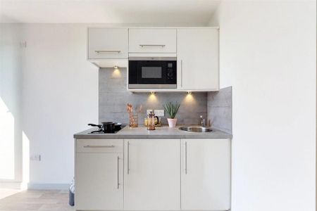 Studio to rent - Photo 2