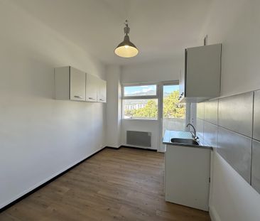 Location Appartement 2 pièces 45m² AJACCIO 20090 - Photo 6