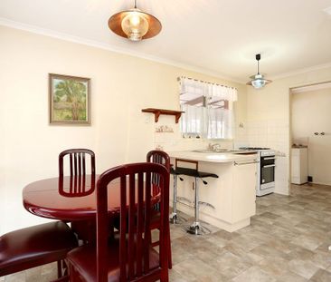 Ready to move in - Photo 4