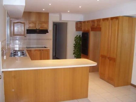 3 Ashford Ave, Castle Hill NSW 2154 - Photo 3