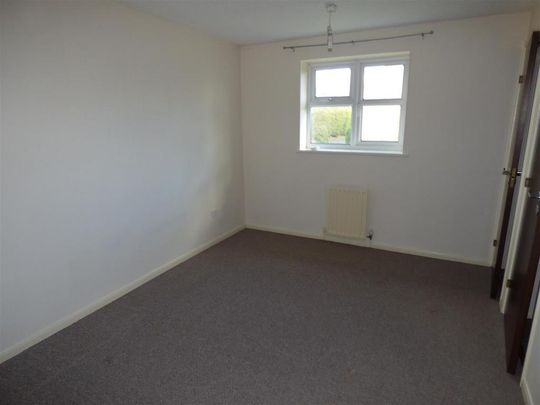 2 bedroom semi-detached house to rent - Photo 1