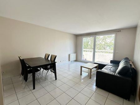 Location Appartement 3 pièces 62m² - Photo 3