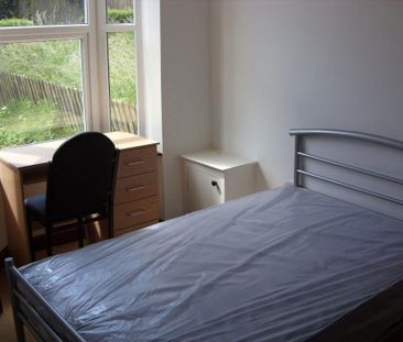 5 bedroom house to rent - Photo 2