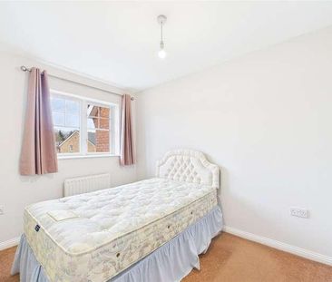 Roby Drive, Bracknell, Berkshire, RG12 - Photo 4