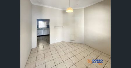 TWO BEDROOM HOME IN NORTH DUBBO - Photo 3