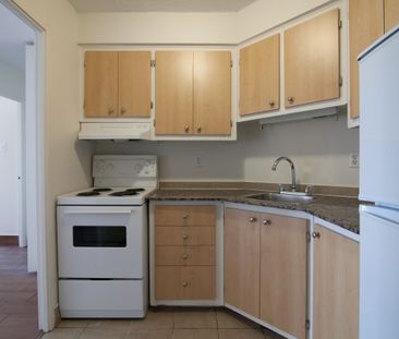 2285 Saint-Mathieu Street - Photo 2
