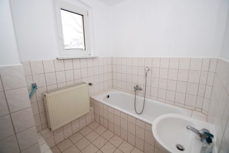 kleine 3-Zimmer-DG-Whg in Altbau-Villa - Foto 3