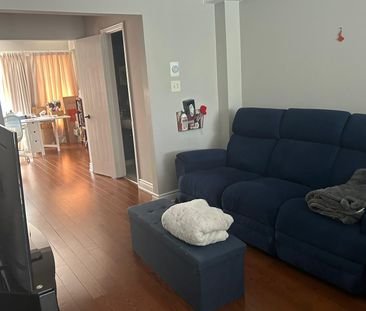 For Lease - 11 Exchequer Place, Toronto, Ontario - Photo 1