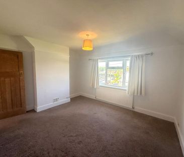 2 bedroom semi-detached house to rent - Photo 3