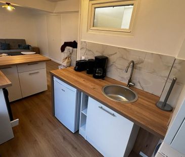 Location Appartement 1 pièce 25m² COURBEVOIE 92400 - Photo 5