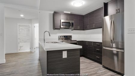 For Lease - 1675 BANWELL Unit# 309, Windsor, Ontario - Photo 2