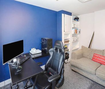 3 bedroom detached house to rent - Photo 3