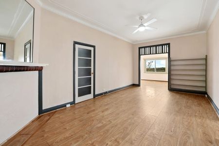 Bright and Spacious Duplex (COPYWRITING IS FROM 9 MOORILLA) - Photo 2