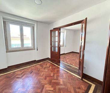 4 bedroom luxury Apartment for rent in Lisbon - Photo 5