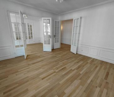 location Appartement T6 DE 162m² À PARIS 16 - Photo 5