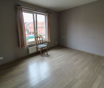 Instapklaar appartement met 2 slaapkamers en bijhorende autostaanpl... - Photo 3