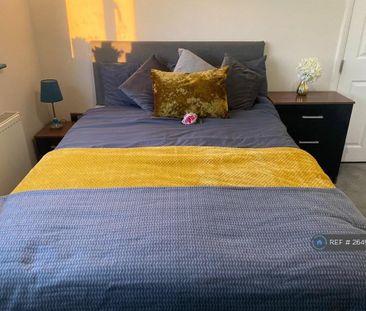 1 bedroom in a house share to rent - Photo 5