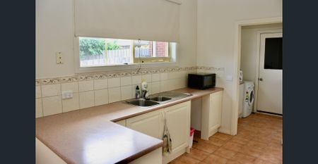 Modern Comfort & Convenience - Photo 3