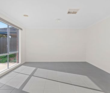 One with all the conveniences - Photo 1
