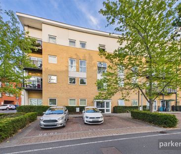 Drake Way, Reading, Berkshire, RG2 - Photo 3