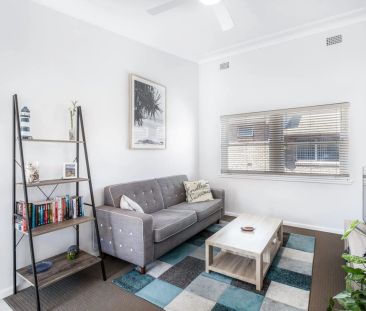 Beach Side Life Style Apartment - Photo 3