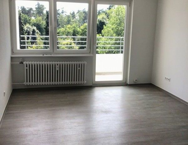 Geräumige 3-Zimmer-Wohnung mit Balkon in grüner Lage - Foto 1