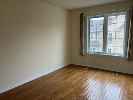 For Lease - 8 Cox Boulevard Unit# 20, Markham, Ontario - Photo 3