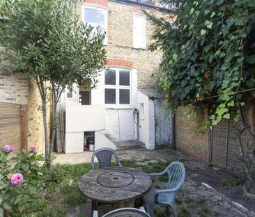 4 bedroom terraced house to rent - Photo 6