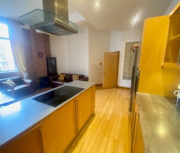 2 Bed Flat - Photo 4