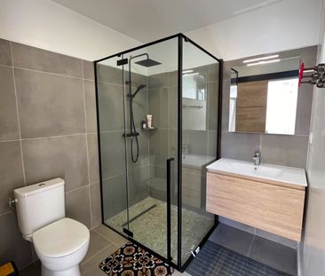 Location Appartement 4 pièces 77m² ST DENIS 97400 - Photo 6