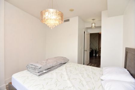 For Lease - 330 Burnhamthorpe Road Unit# 1902, Mississauga, Ontario - Photo 3