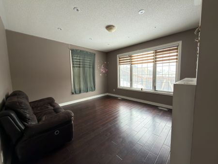 For Lease - 31 Denali Crescent, Brampton, Ontario - Photo 4