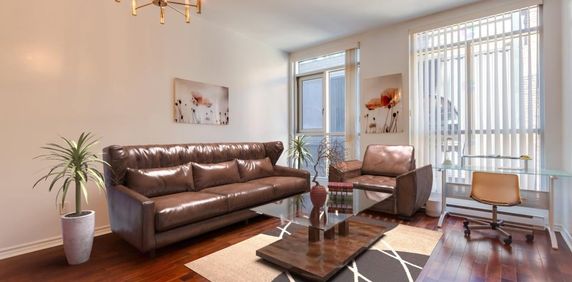 Vieux-Montréal et Cité Mmédia- Magnifique condo 3-1 /2, haut plafond - Photo 2