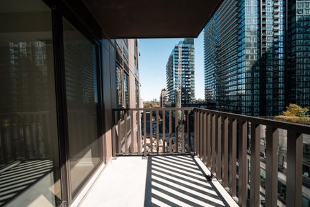 For Lease - 109 Erskine Avenue Unit# 1109, Toronto, Ontario - Photo 3