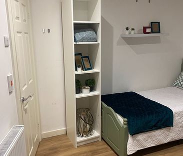 Room in a Shared House, Salford, M7 - Photo 5