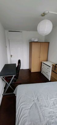 Bright double bedroom flat - Photo 1