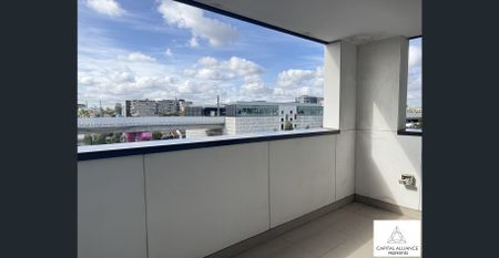 Best Location in the heart of Preston-Fully furnished - Photo 5