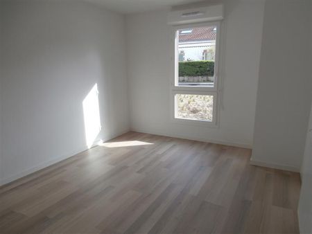 Location Appartement 3 pièces 57m² BOUGUENAIS 44340 - Photo 2