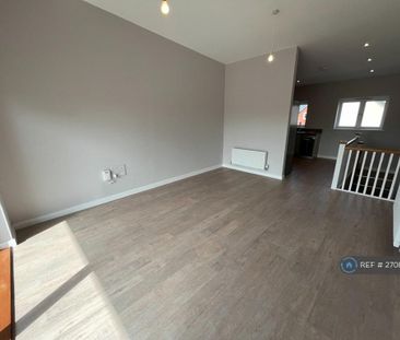2 bedroom detached house to rent - Photo 2