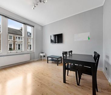 2 bedroom semi-detached house to rent - Photo 3