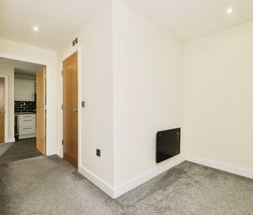 Fitzalan Road, Sheffield - Photo 2