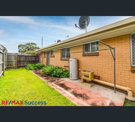 2/26 Knockator Crescent, Centenary Heights, Qld 4350 - Photo 1