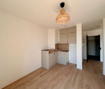 Location Appartement 2 pièces 27m² NICE 06000 - Photo 2