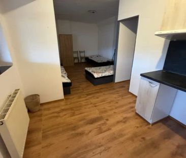 Pronájem bytu 1+kk, 28 m - Fotografie 2